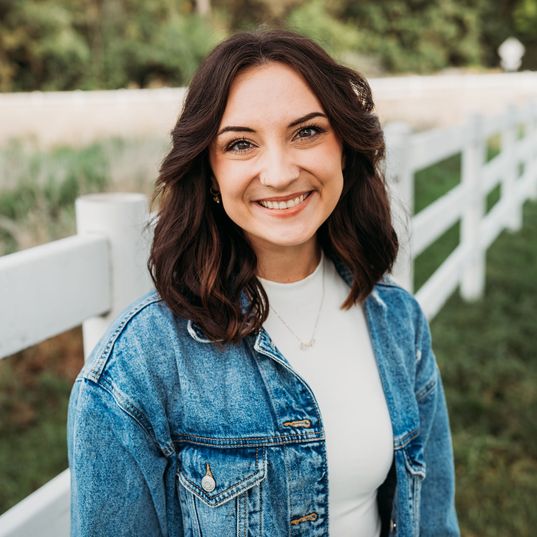 Katie Tracy, Instructor